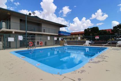 Motel 6-Gallup NM - image 8
