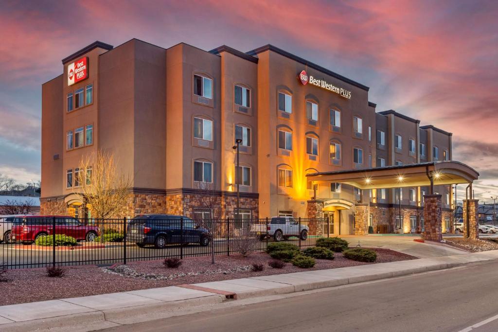 Best Western Plus Gallup Inn & Suites - main image
