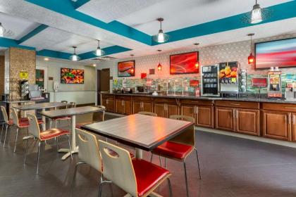 Best Western Plus Gallup Inn & Suites - image 13