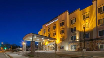 Best Western Plus Gallup Inn & Suites - image 2