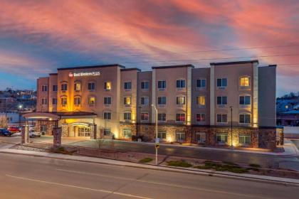 Best Western Plus Gallup Inn & Suites - image 6