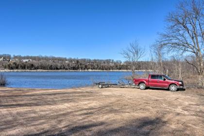 Pittsburg Cabin - 300 Yards to Pomme de Terre Lake - image 7