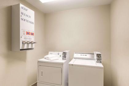 Baymont by Wyndham Galveston - image 4