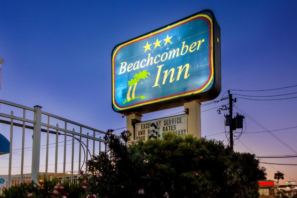 Beachcomber Inn by The Beach - image 4