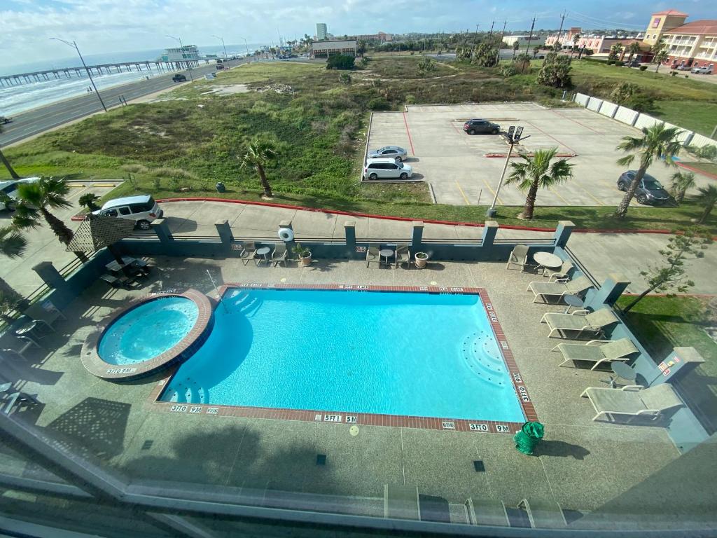 Galveston Beach Hotel - main image