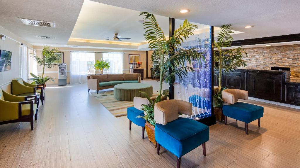 Galveston Beach Hotel - image 2
