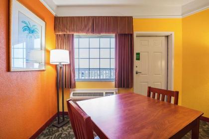 Quality Inn & Suites Beachfront - image 5