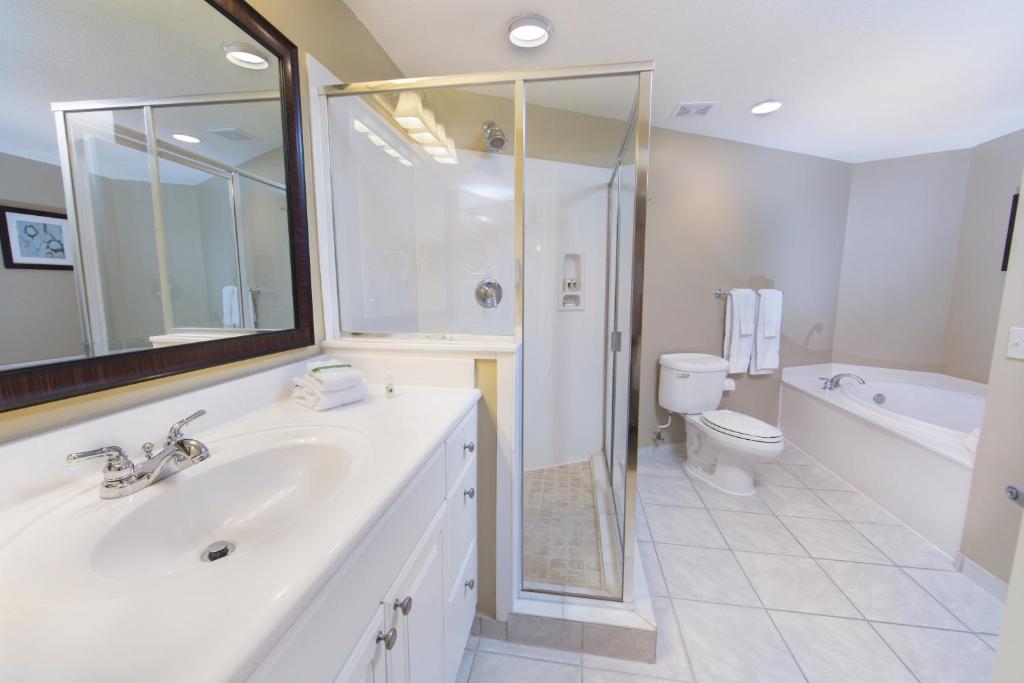 Holiday Inn Club Vacations Galveston Beach Resort an IHG Hotel - image 3