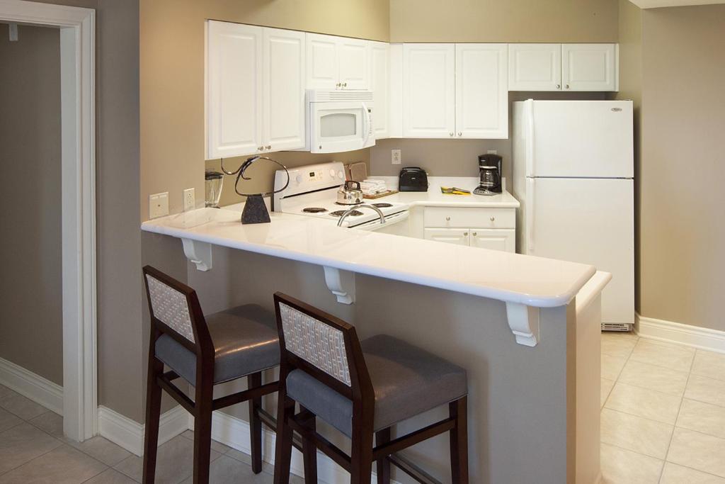 Holiday Inn Club Vacations Galveston Beach Resort an IHG Hotel - image 4