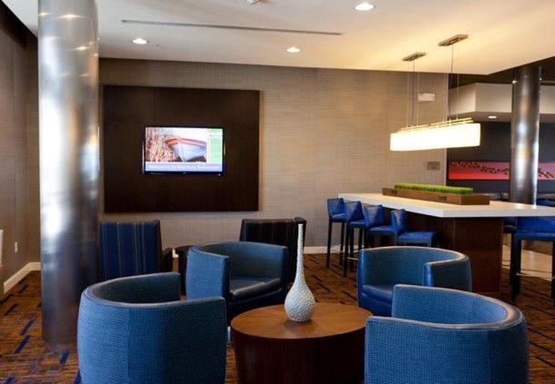 Courtyard by Marriott Galveston Island - image 5