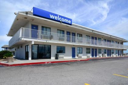 Motel 6-Galveston TX Galveston