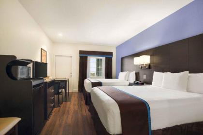 Days Inn & Suites by Wyndham Galveston West/Seawall - image 2