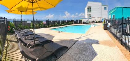Four Seasons on the Gulf - image 4