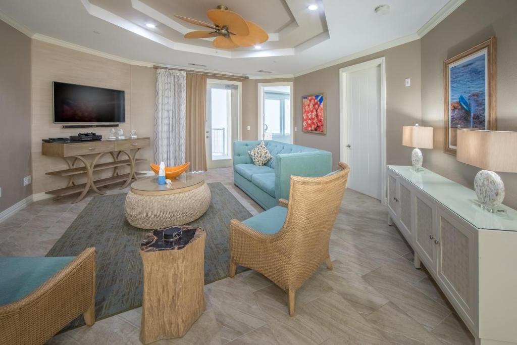 Holiday Inn Club Vacations Galveston Seaside Resort an IHG Hotel - image 2