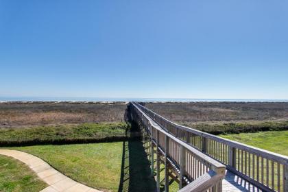 Ocean Breeze - image 4
