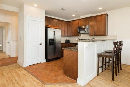 Beach Retreat - image 5