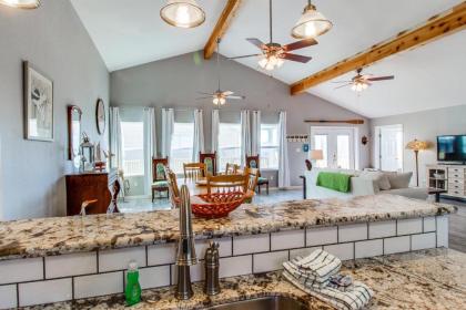 Blue Ribbon Cottage - image 3