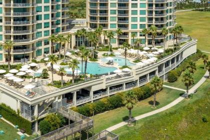 Resort Amenities But Even Better! Spacious Condo Overlooking Gulf Pools and Beach! - image 2