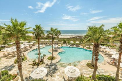 Resort Amenities But Even Better! Spacious Condo Overlooking Gulf Pools and Beach! - image 3