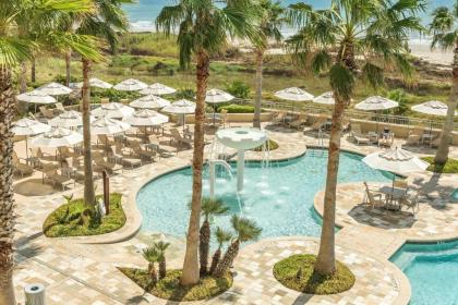 Resort Amenities But Even Better! Spacious Condo Overlooking Gulf Pools and Beach! - image 4