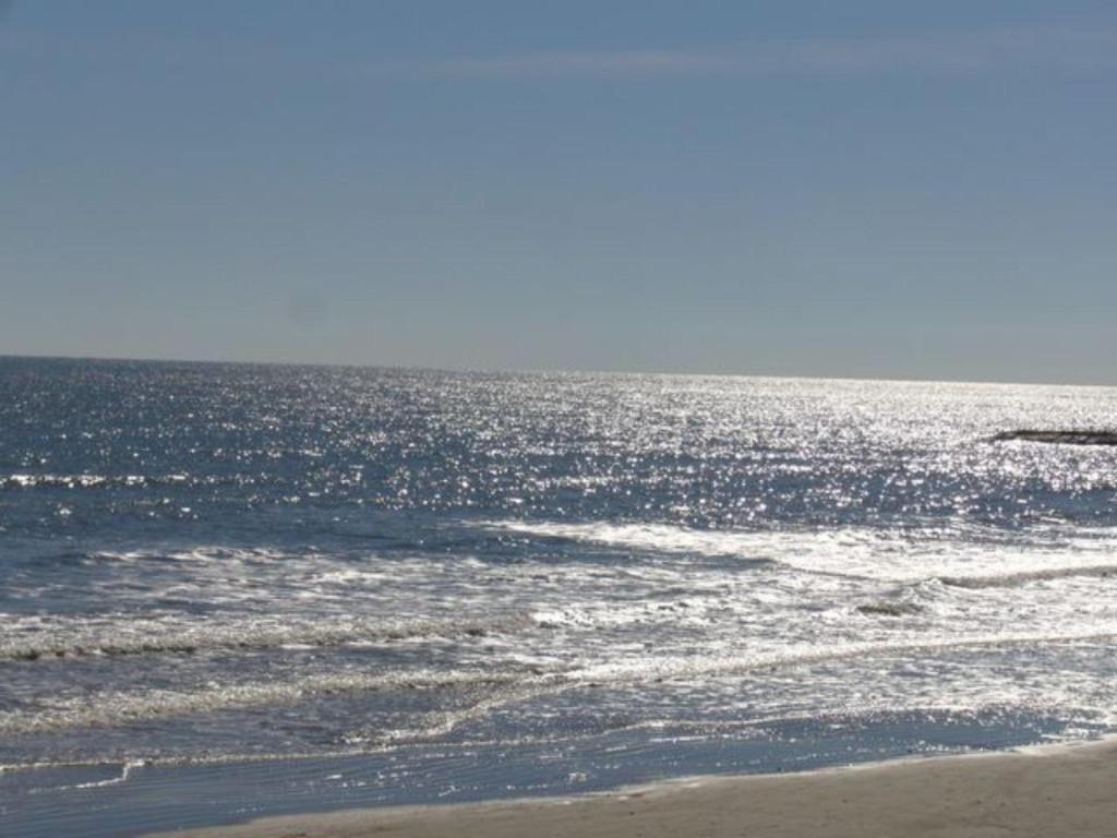 Beach Freak by Ryson Vacation Rentals - image 2
