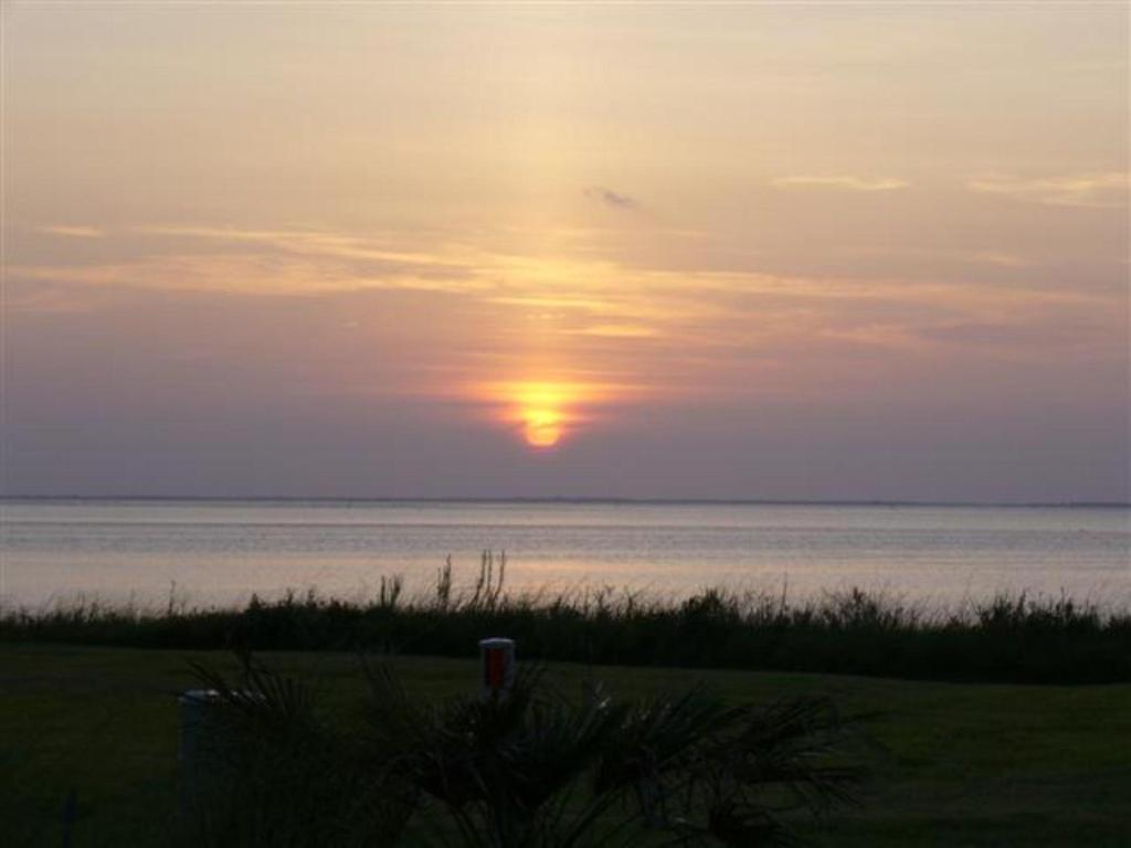 Beach Freak by Ryson Vacation Rentals - image 5