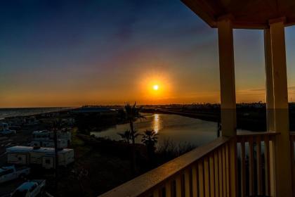 Beautiful Seascape Condo with Great Views of the Gulf - image 3