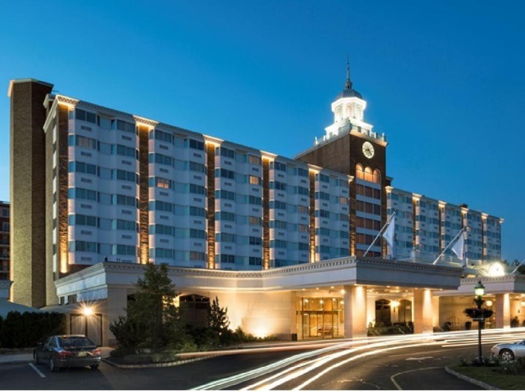 Garden City Hotel - main image