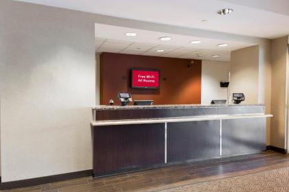 Red Roof Inn PLUS+ Long Island - Garden City - image 15