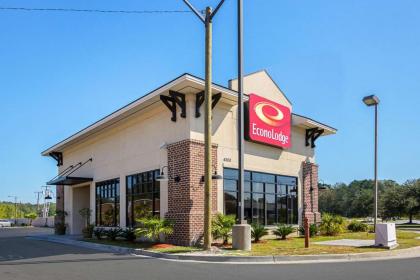 Econo Lodge Garden City - image 2