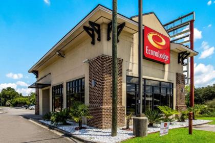 Econo Lodge Garden City - image 3