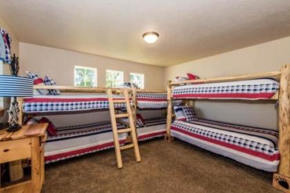 Beach House Getaway - image 2