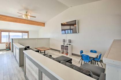 Breathtaking Bear Lake Escape with Game Room! - image 12