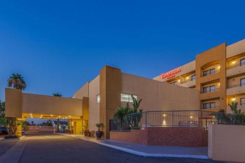 Ramada Plaza by Wyndham Garden Grove/Anaheim South - main image