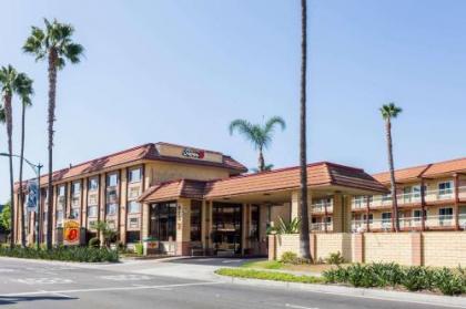 Super 8 by Wyndham AnaheimDisneyland Drive California