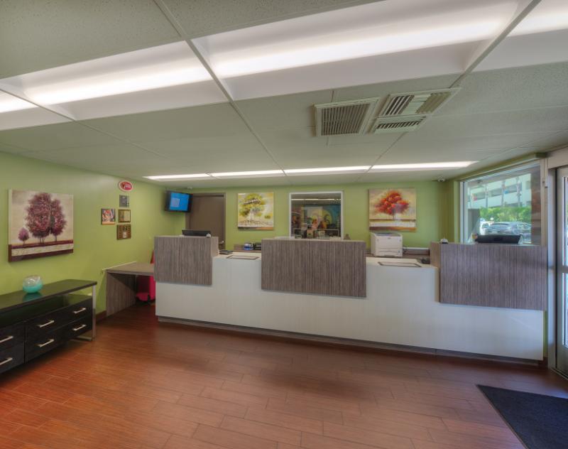 Kings Inn Anaheim at The Park & Convention Center - image 3