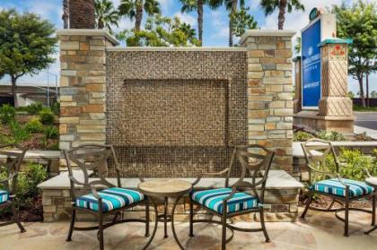 Candlewood Suites Anaheim - Resort Area an IHG Hotel - image 2