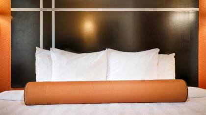 Best Western Gardendale - image 12