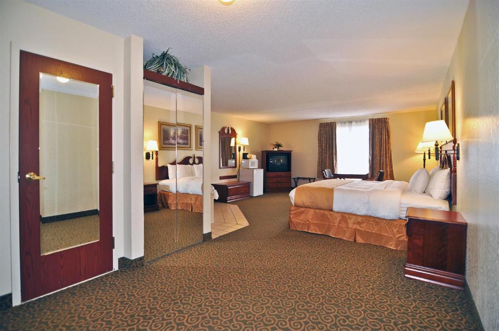 Best Western Gardendale - image 6