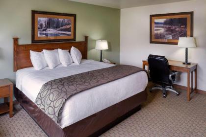 the Ridgeline Hotel at Yellowstone Ascend Hotel Collection Gardiner Montana