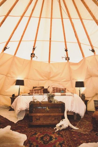 Dreamcatcher Tipi Hotel - image 8