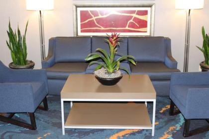 Hampton Inn Charlotte-Gastonia - image 11