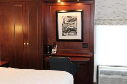 Hampton Inn Charlotte-Gastonia - image 8