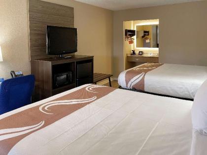 Quality Inn - image 3