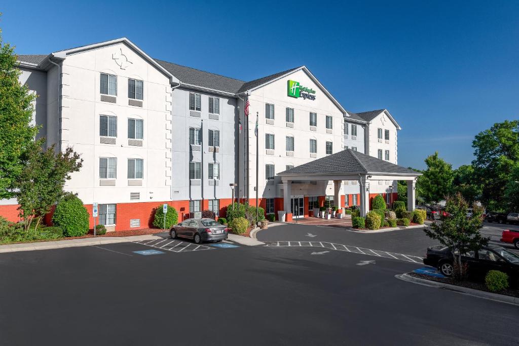Holiday Inn Express Charlotte West - Gastonia an IHG Hotel - image 3