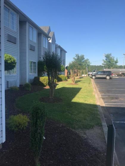 Motel 6-Gastonia Charlotte I-85 - image 9