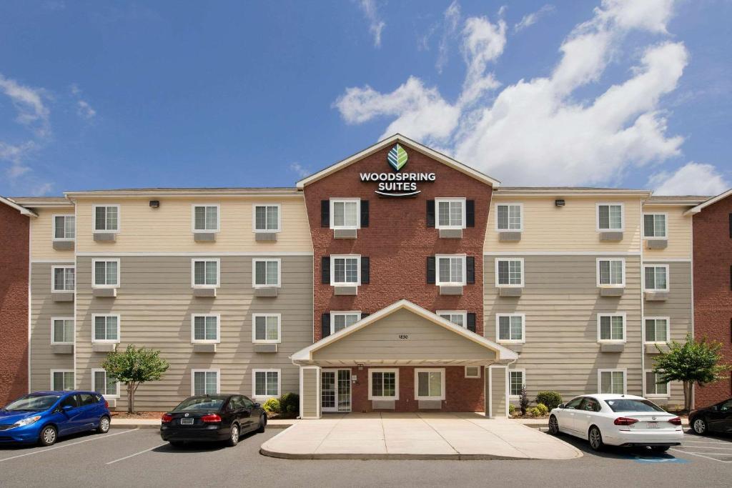 WoodSpring Suites Charlotte Gastonia - main image