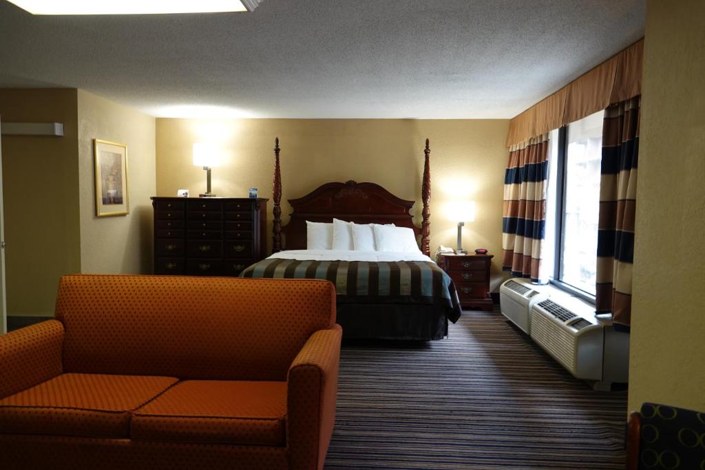 SureStay Plus Hotel by Best Western Gatlinburg - image 4