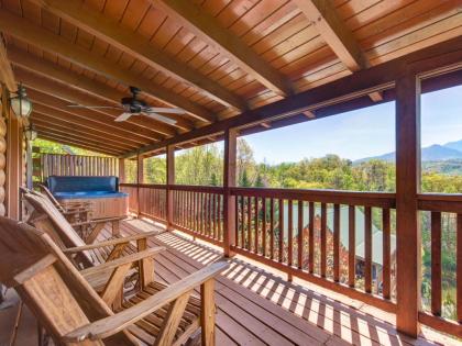 Endless View 3 Bedrooms Pool Access Pool Table Free WiFi Sleeps 10