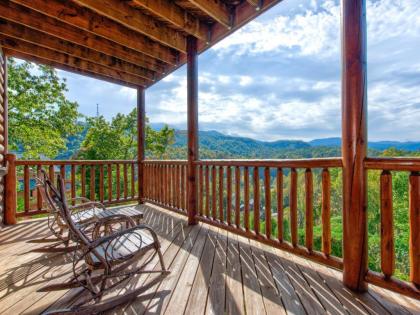 Destiny's Heavenly View 5 Bedrooms Sleeps 16 Pet Friendly Hot Tub Pool Table - image 1